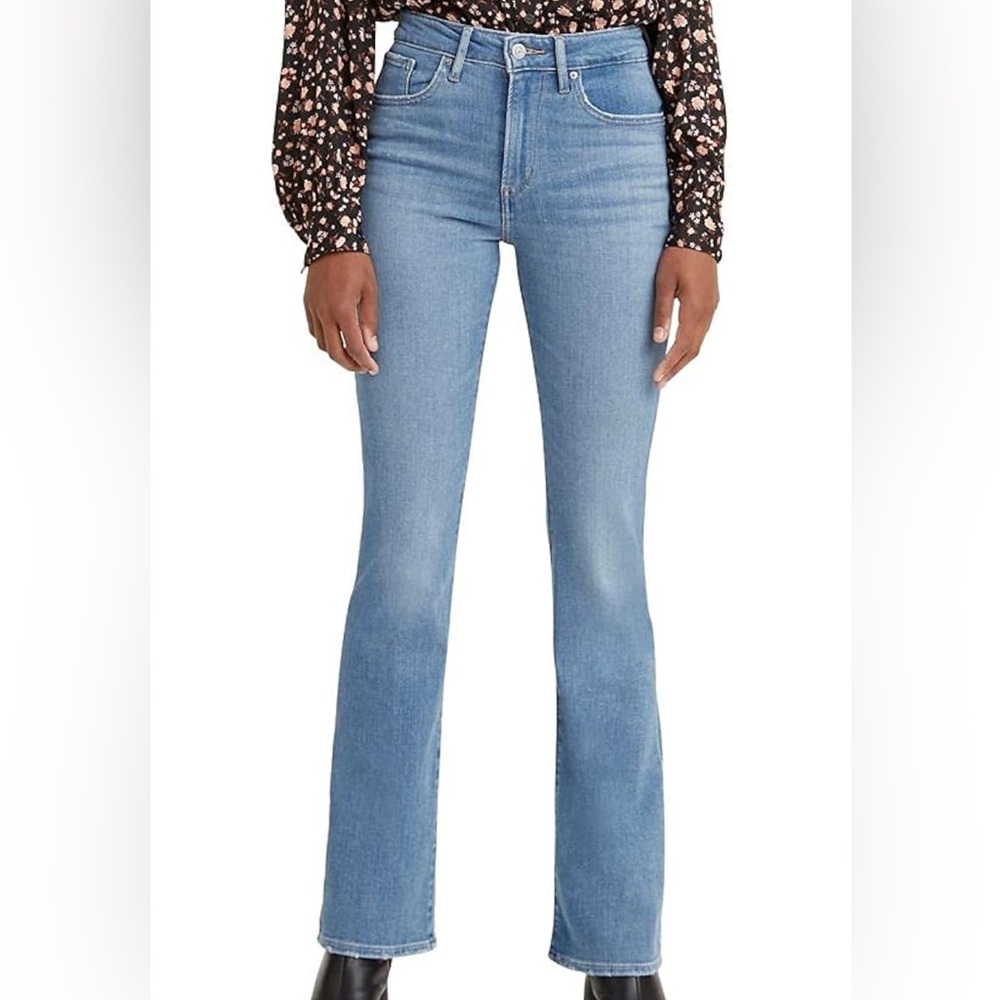 Levi's Women's 725 High Rise Bootcut Jeans / tribeca sun color